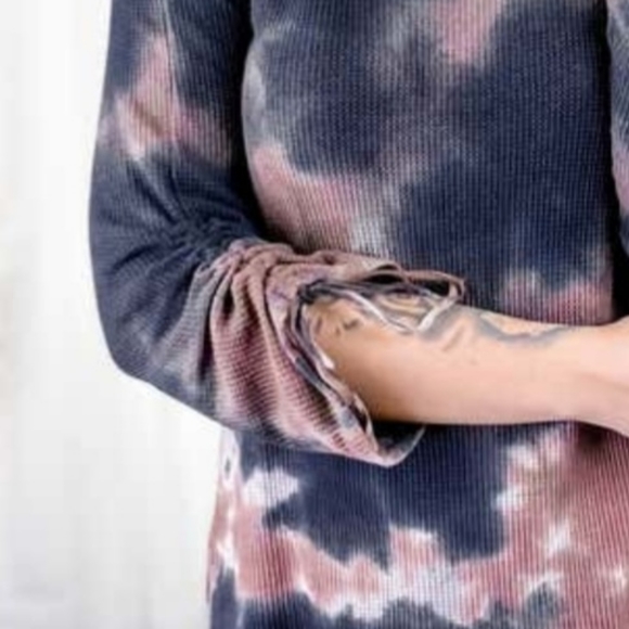 Tie dye shirring long sleeve top - Picture 5 of 5